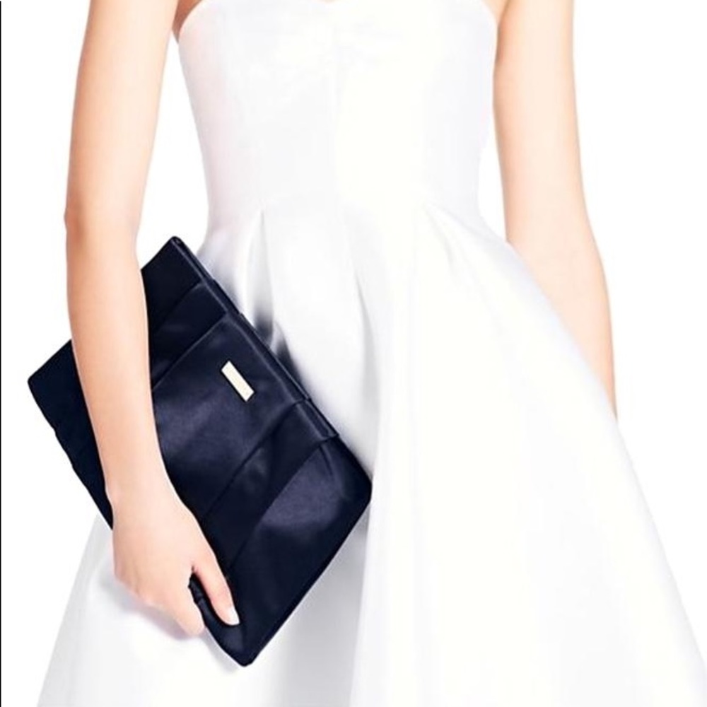 Wedding Belles April Clutch - Picture 5 of 7